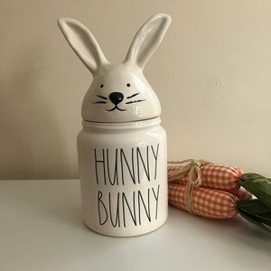 Rae Dunn hunny bunny canister with topper